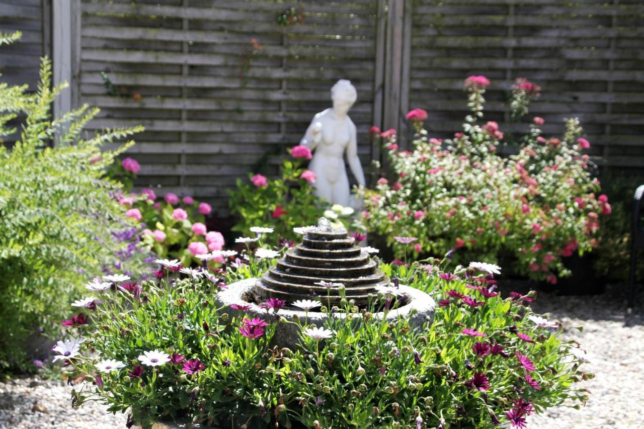 Hine Bakke Bed And Breakfast Rudkøbing Kültér fotó